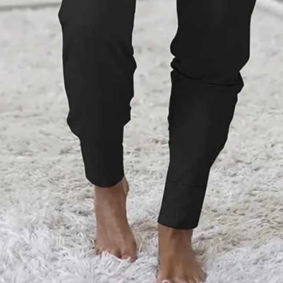 Black 2 Piece Lounge Set - Picture 5 of 6